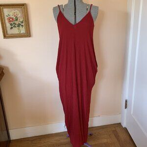 LOVESTITCH Maxi Dress Red S/M Crinkle Rayon Spaghetti Straps Neck Casual Pockets